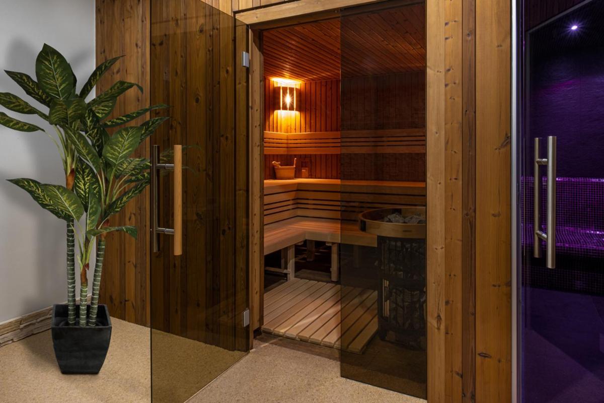 Keilberg Resort Лоучна-под-Клиновцем Экстерьер фото